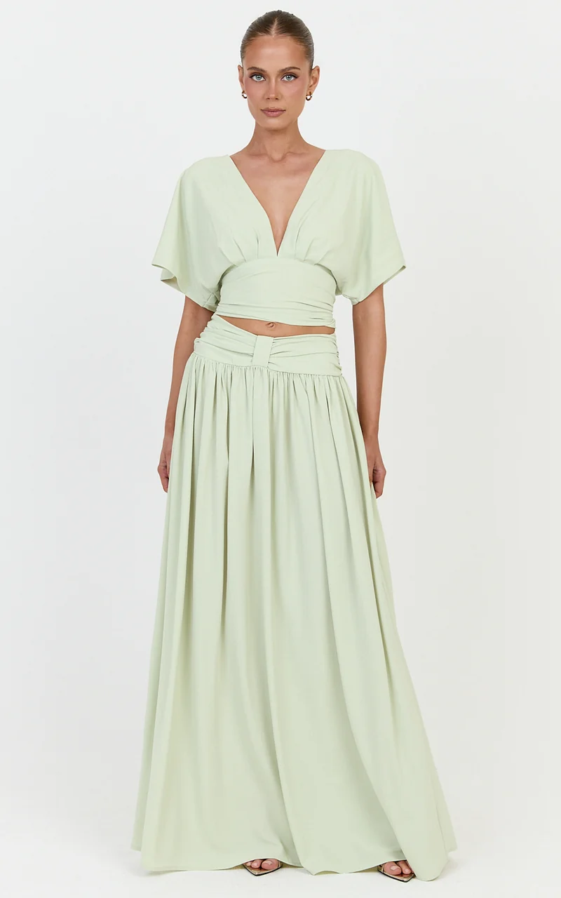 Jade Top - Wide Sleeve Plunge V Neck Tie Back Top in Pistachio
