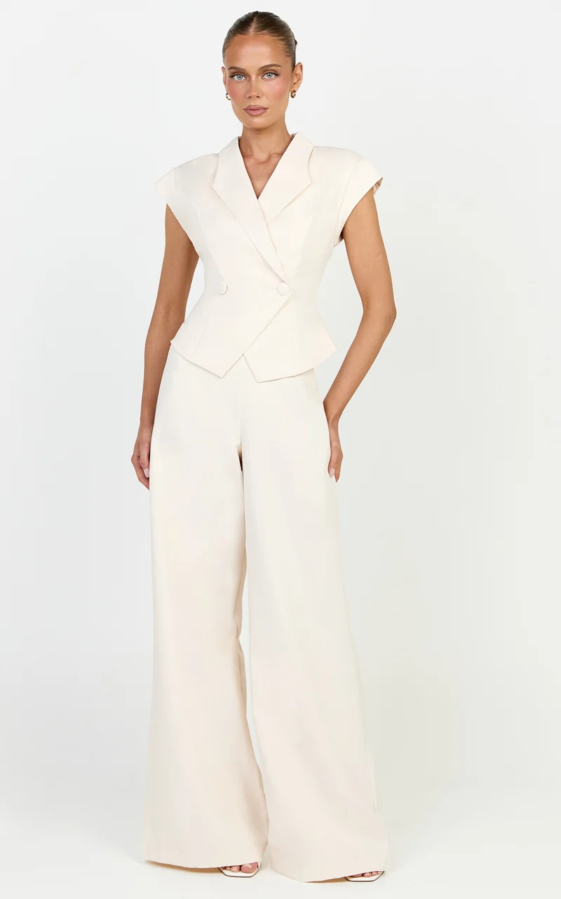 Poppy Top - Cap Sleeve Double Breasted Vest Top in Cream