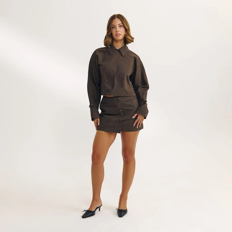 Minirok met Knoopdetails - Donkerbruin