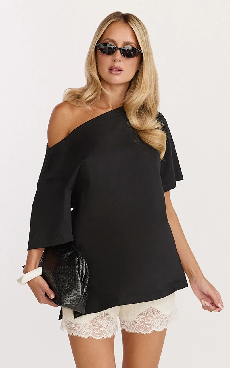 Ruby Top - Off Shoulder Asymmetrical T-shirt in Black