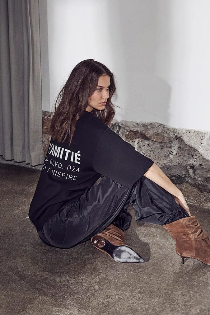 Haute L'Amitié - Back Print Studio Ss Sweat HL10687 - Black