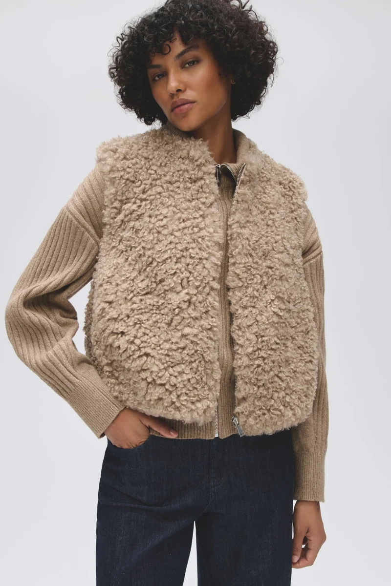 Vest Wikara Light Mocca