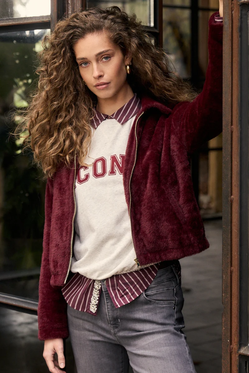 Sweater Iconic Snow C62-21-602