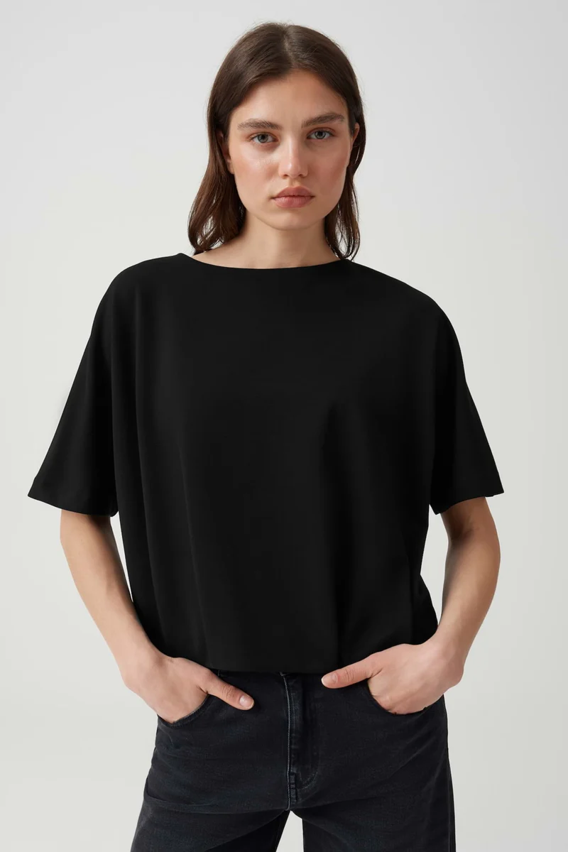 Top Ginne Black