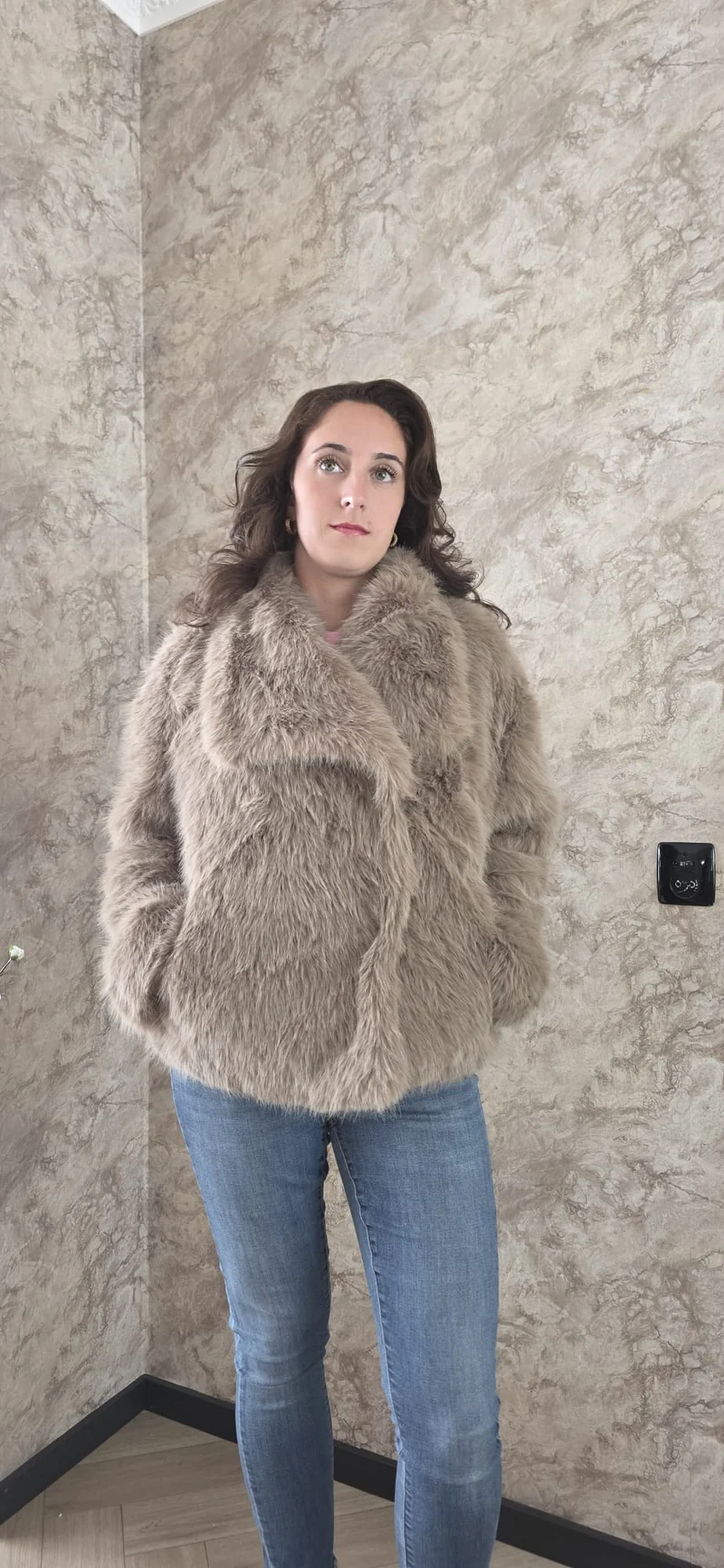 Taupe Luxe Faux Fur Jas Dames – Zachte Teddy Jas met Kraag