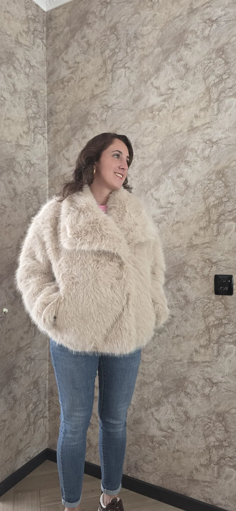 Beige Luxe Faux Fur Jas Dames – Zachte Teddy Jas met Kraag