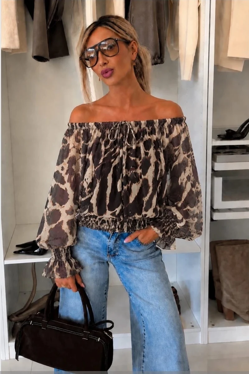 Dames Off-Shoulder Top met Dierenprint en Lange Mouwen