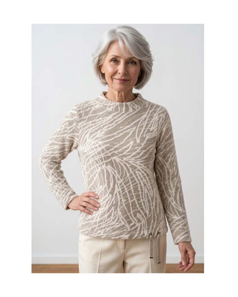 Gabrielle K. Warme Trui Met Turtleneck En Sportieve Details Beige Wit