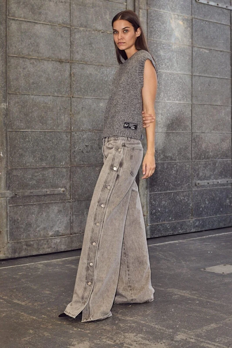 Haute L'Amitié - Side Panel Button Jeans HL10328 - Light Grey