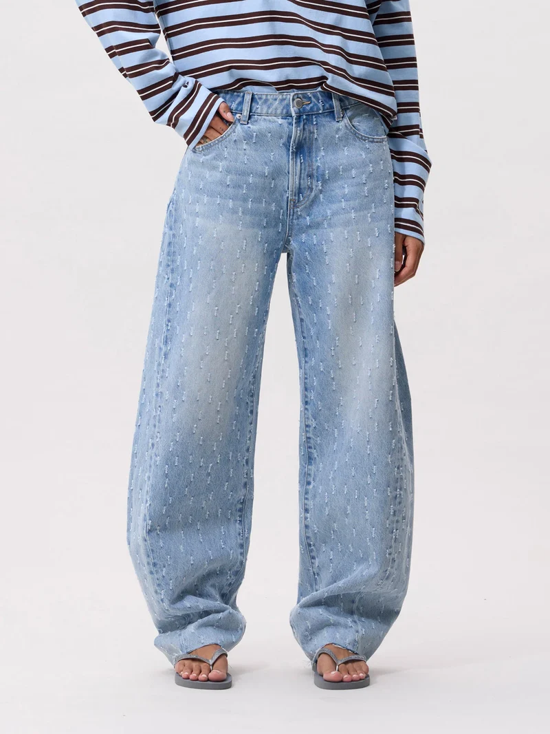 Scratched super barrel fit jeans
