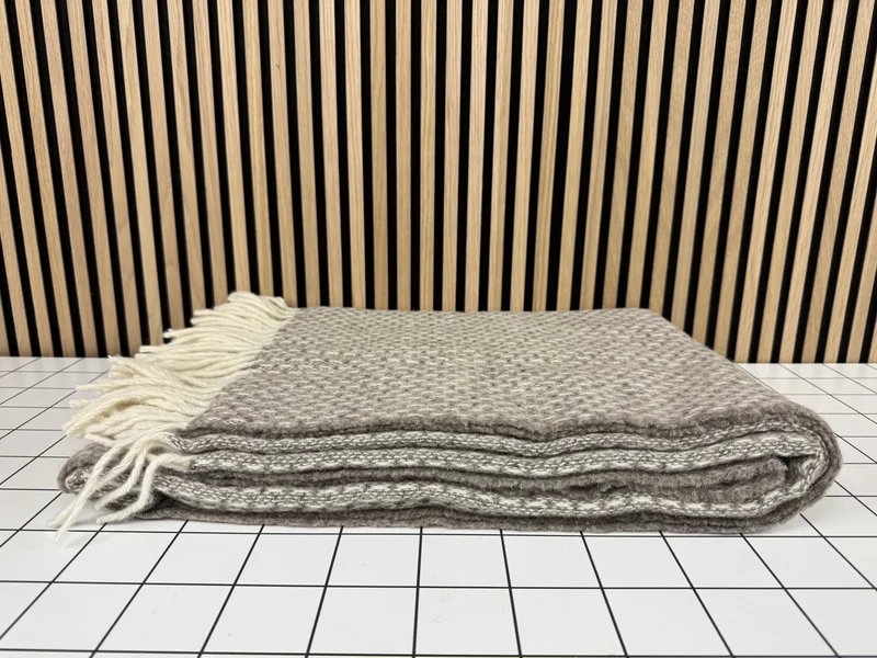 Warm Wollen Plaid 140x180cm Grijsbruin - Nieuw Outlet