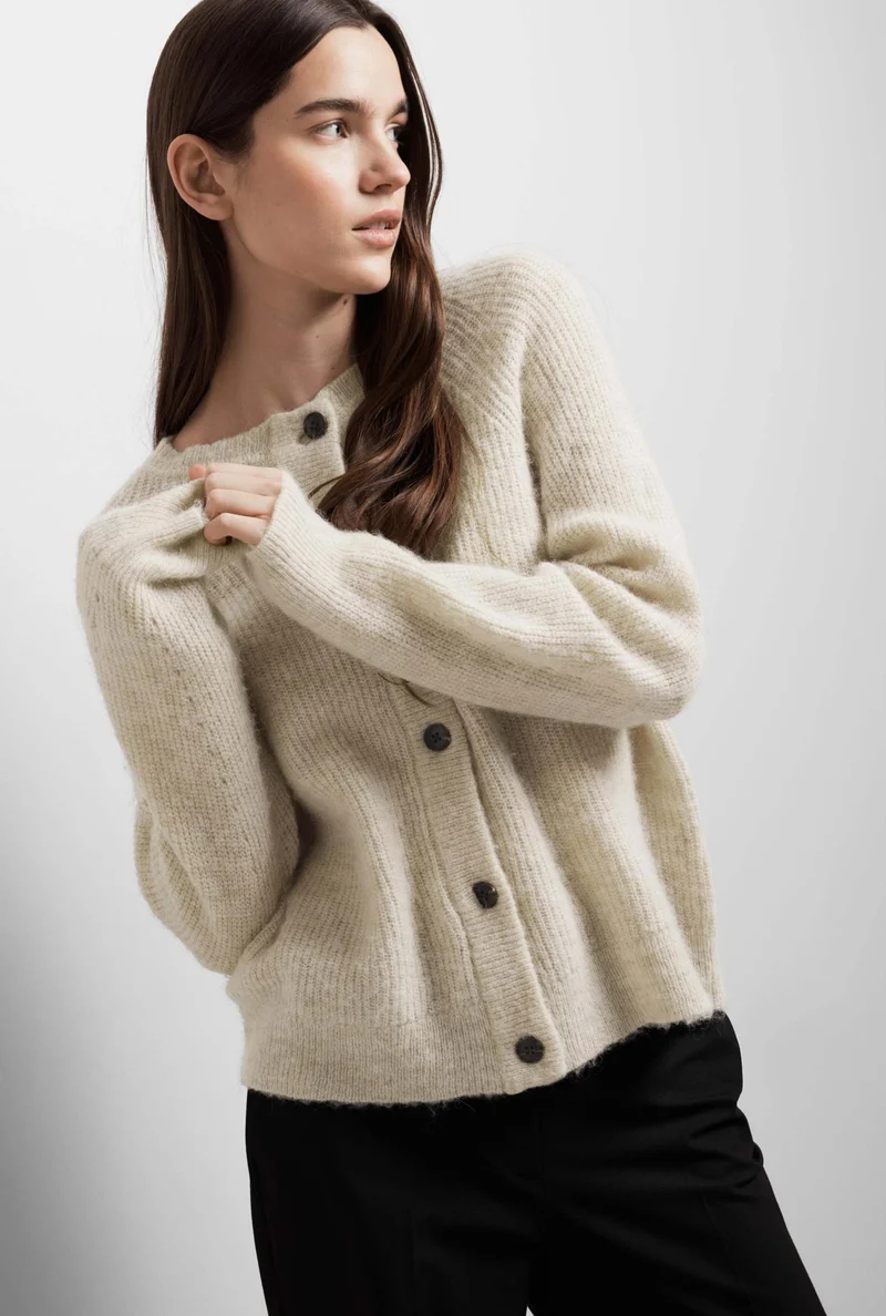 Kort gebreid vest van wolmix lulu short cardi