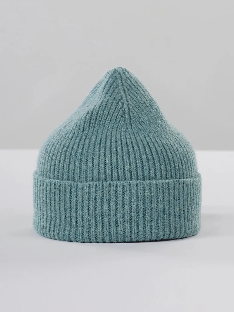 Groene beanie basil