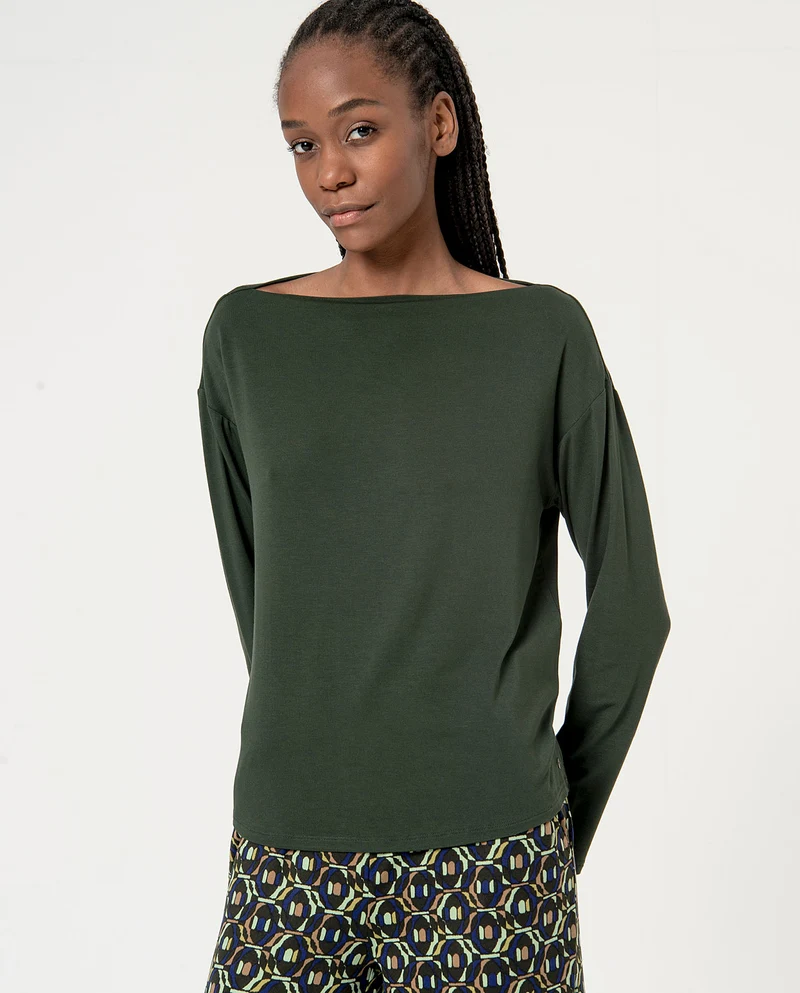 Surkana boat neck T-shirt drop shoulder green