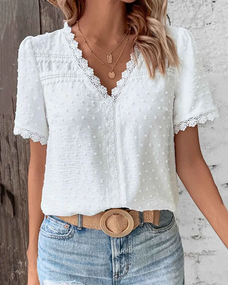 Kanten damesblouse met korte mouwen en V-hals - Romy