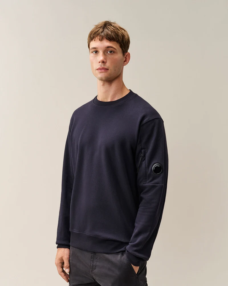 Diagonal Raised Fleece Lens Crewneck Sweatshirt
