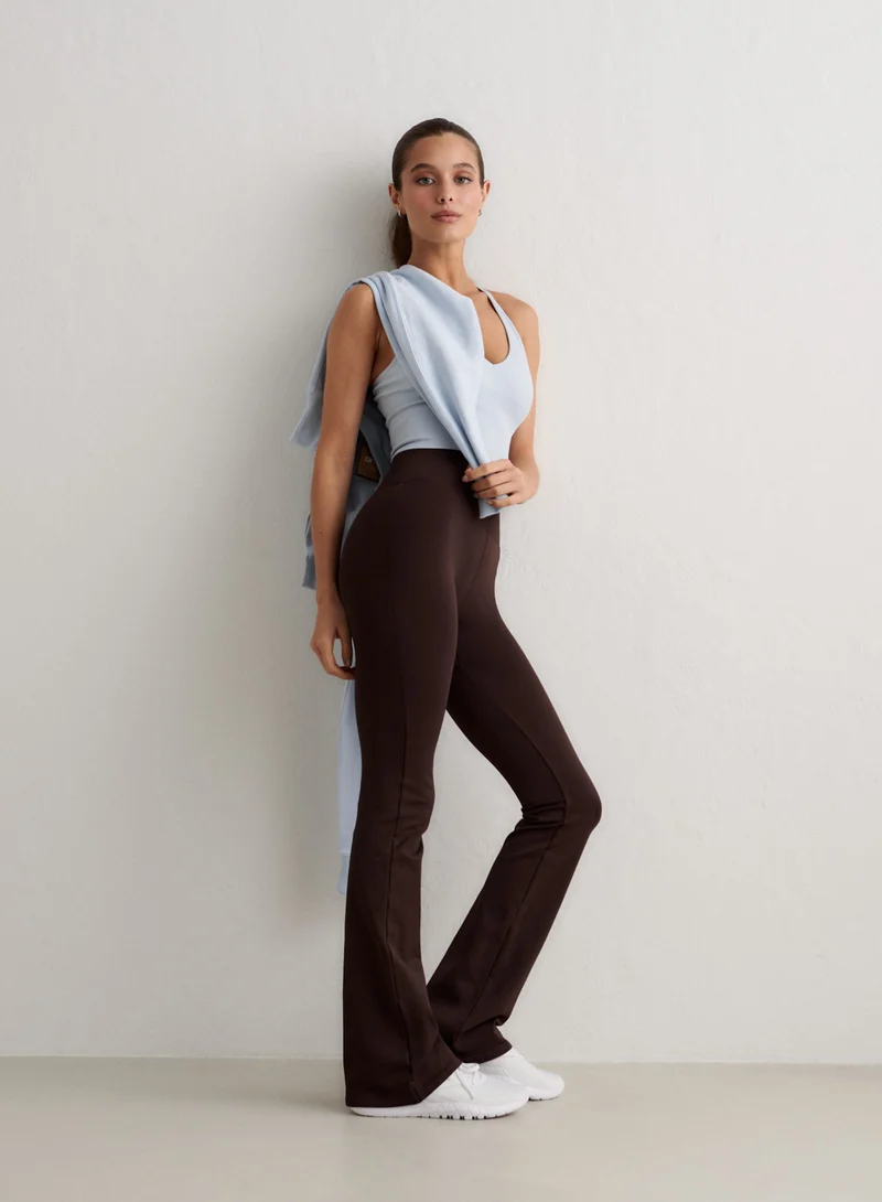 Chocolate Shape Seamless Flare Tights