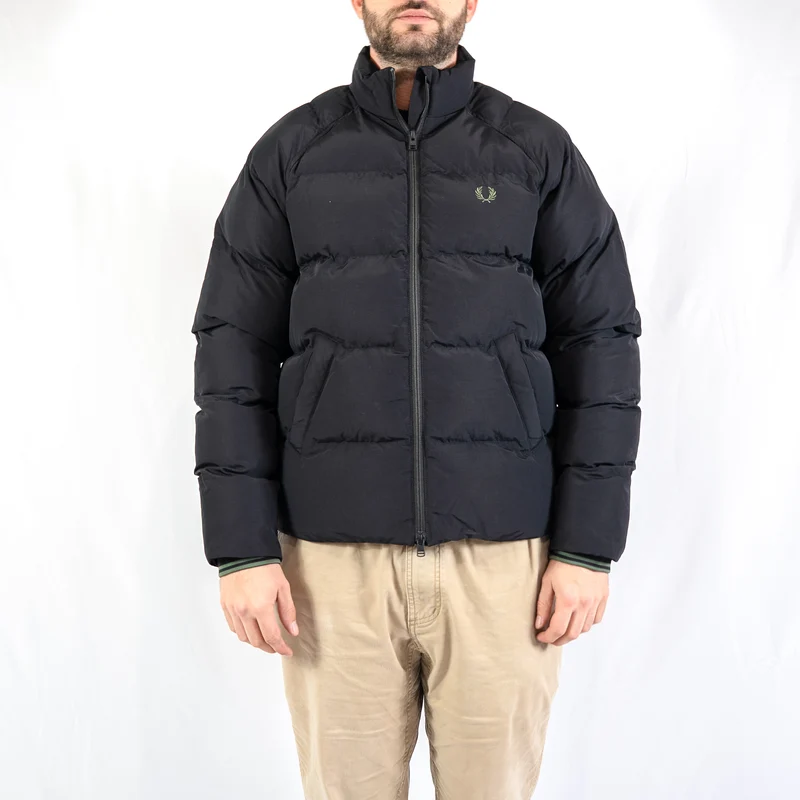 Raglan sleeve padded jacket - black