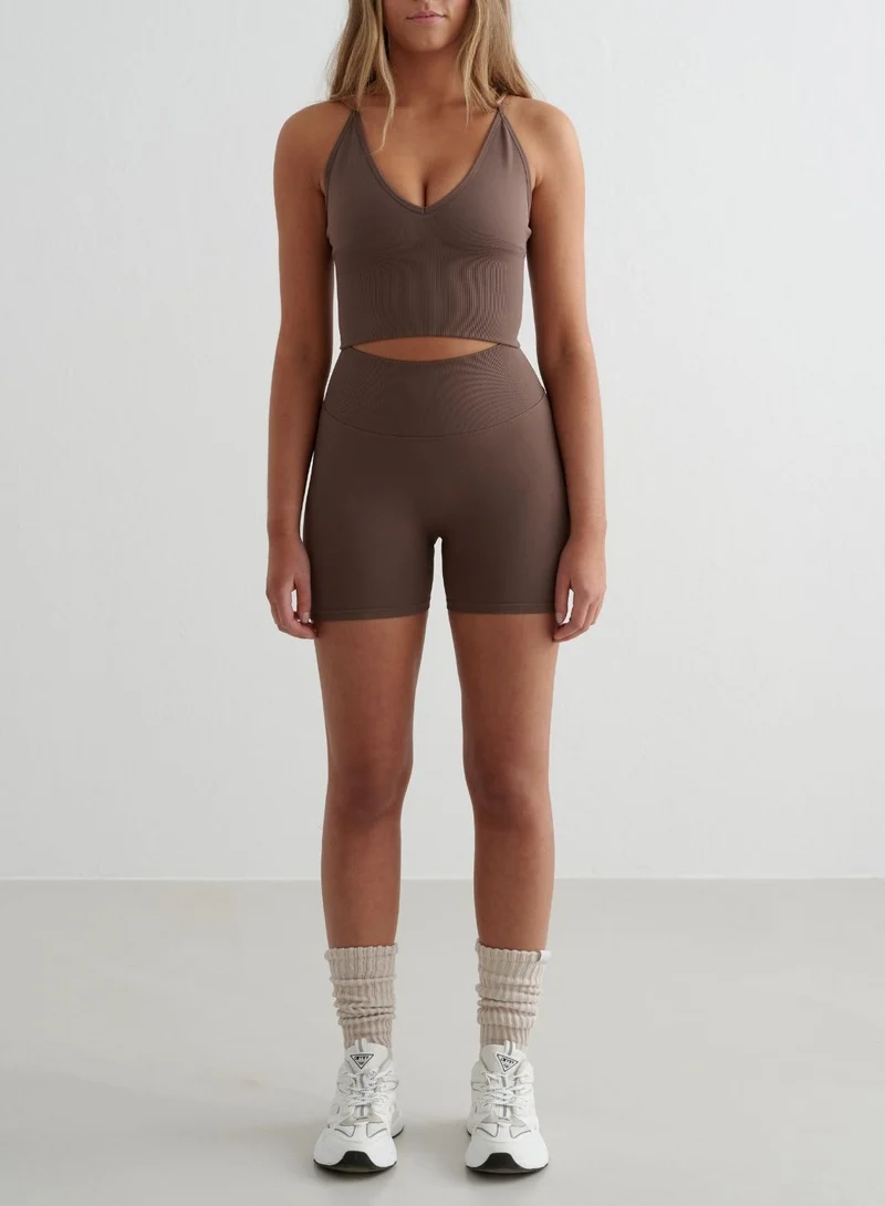 Macchiato Shape Seamless Hotpants & Cross Back Bralette Set