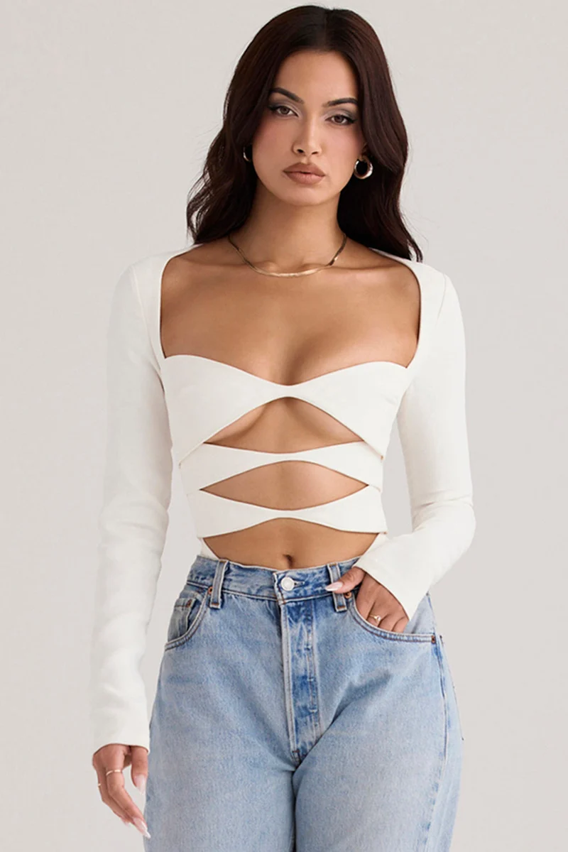 Margot | Chic Witte Uitsnijding Lange Mouw Crop Top voor Trendy Vrouwen