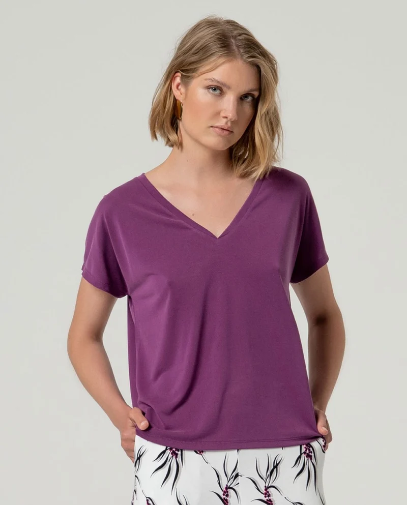 Surkana Sleeveless V-Neck T-Shirt Purple