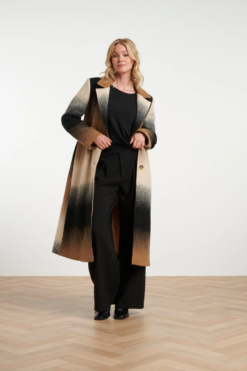 Lange Jas Met Degradé Print | Sand - Black