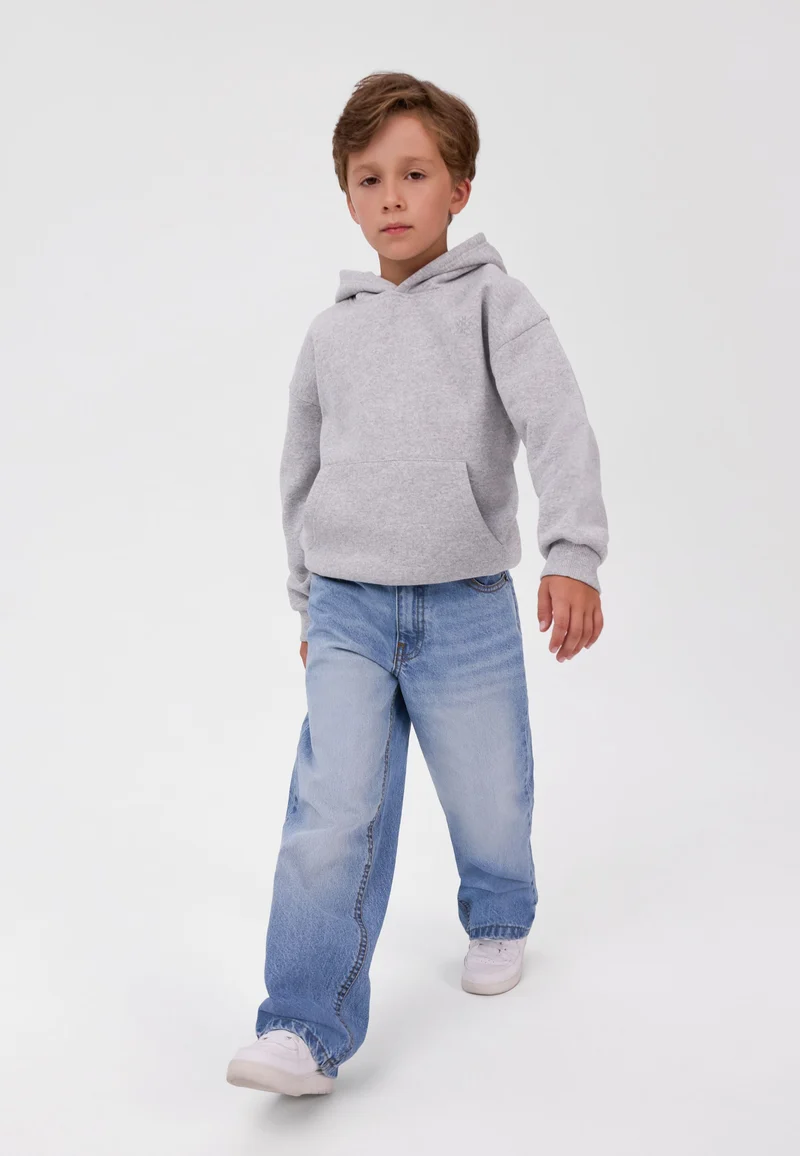 Baggy five-pocket jeans in light blue