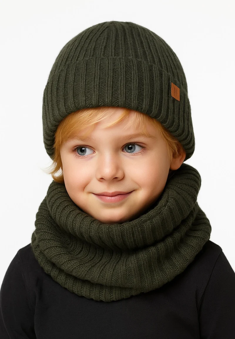 Boys' hat and snood set in khaki green