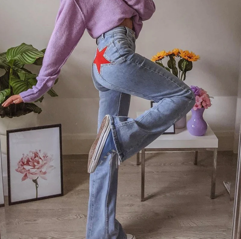 Kiki | High-Waist Flared Jeans met Sterrendetail