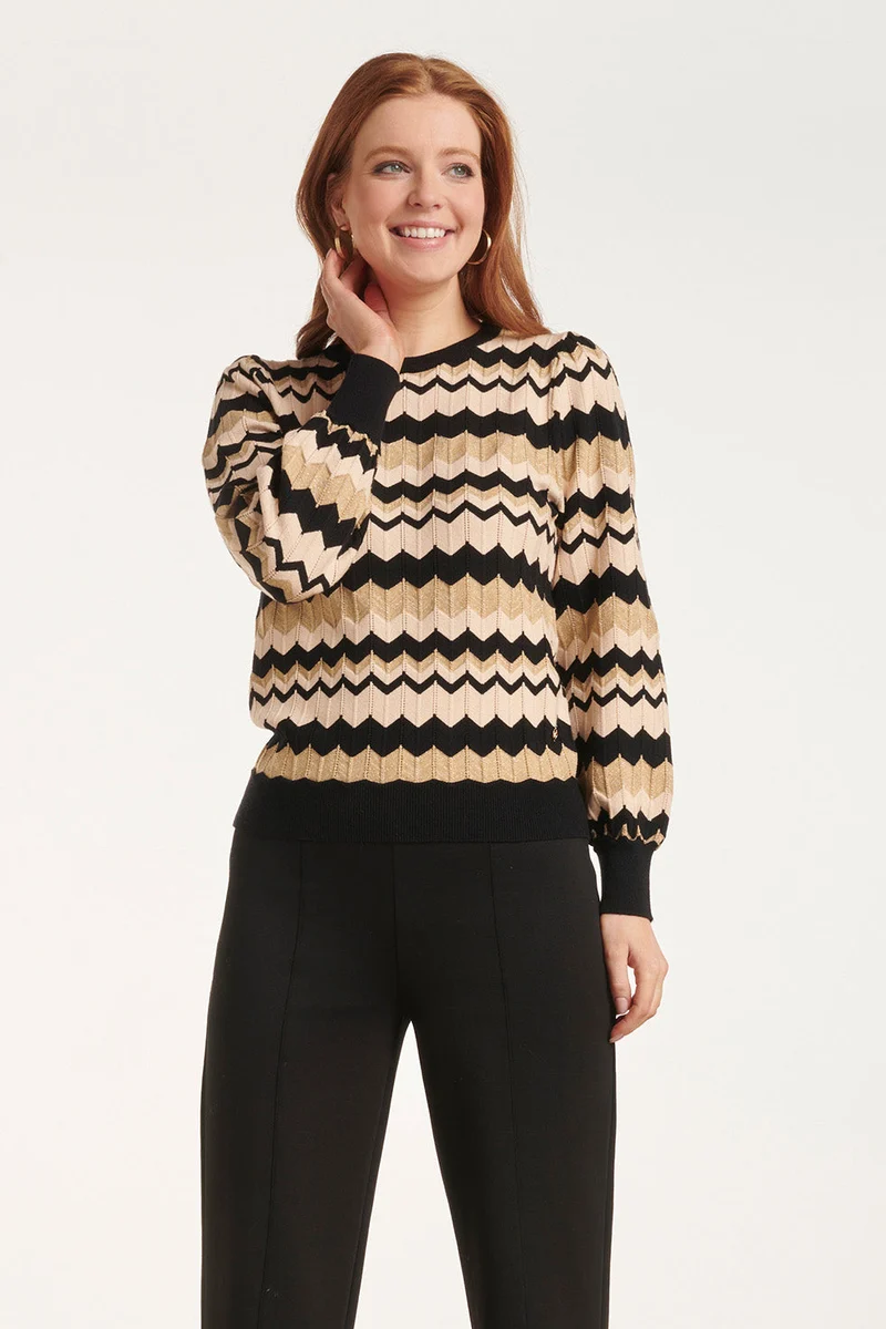 24614 -E Zigzag Gebreide Top | Sand - Black