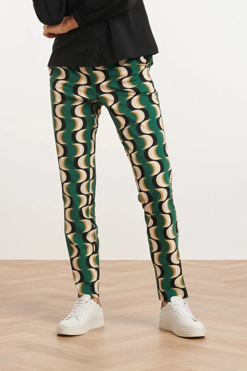 24824 Retro Geprinte Travel Quality Broek | Muticolour