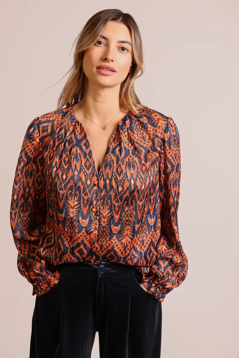 Traffic People Truce shirt rust