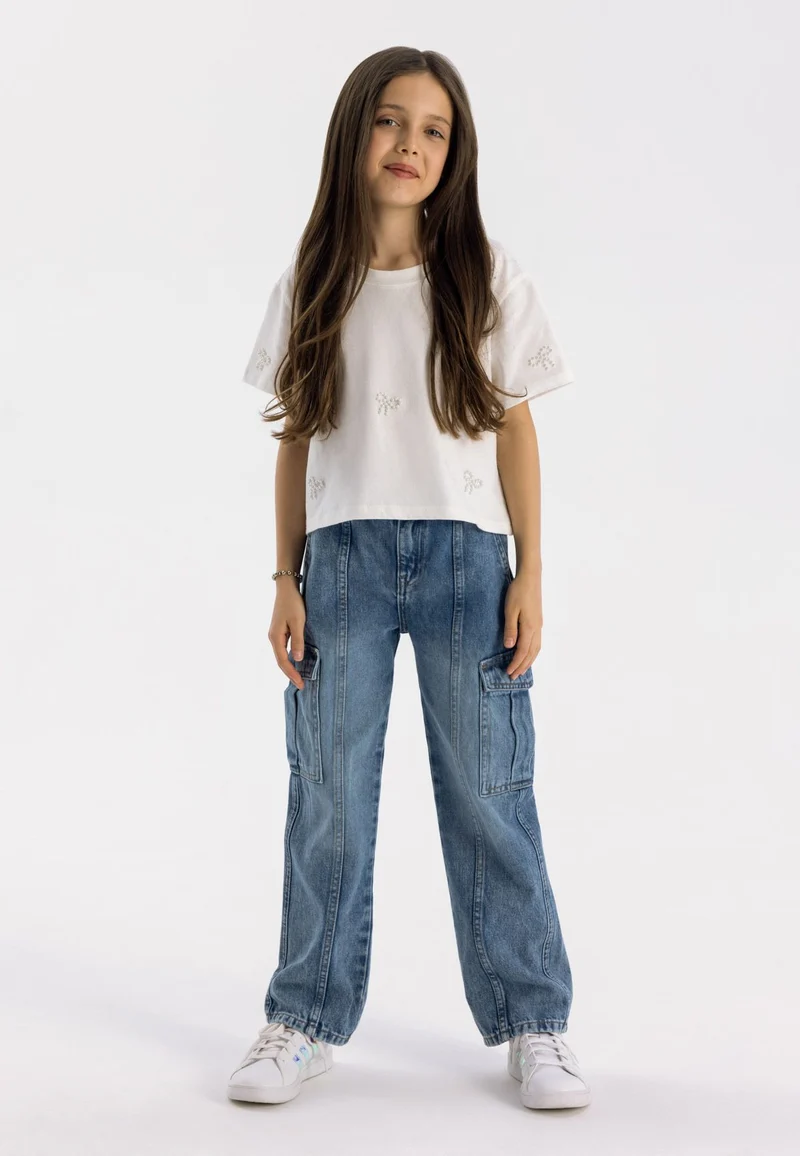 Girls' cargo jeans in blue