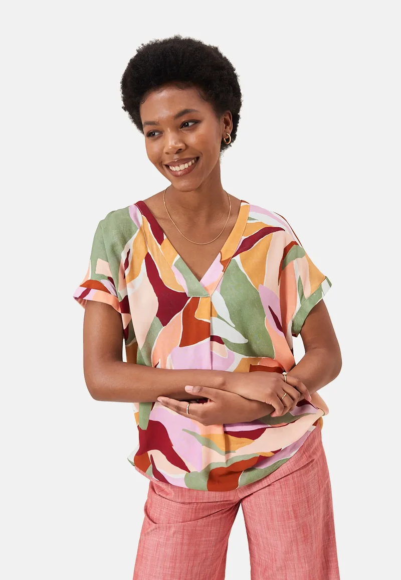 UVR Berlin FE blouse Leorinaina 241 colorful flower print