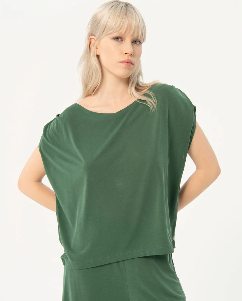 Surkana t-shirt with wide neckline and pleats on shoulders khaki