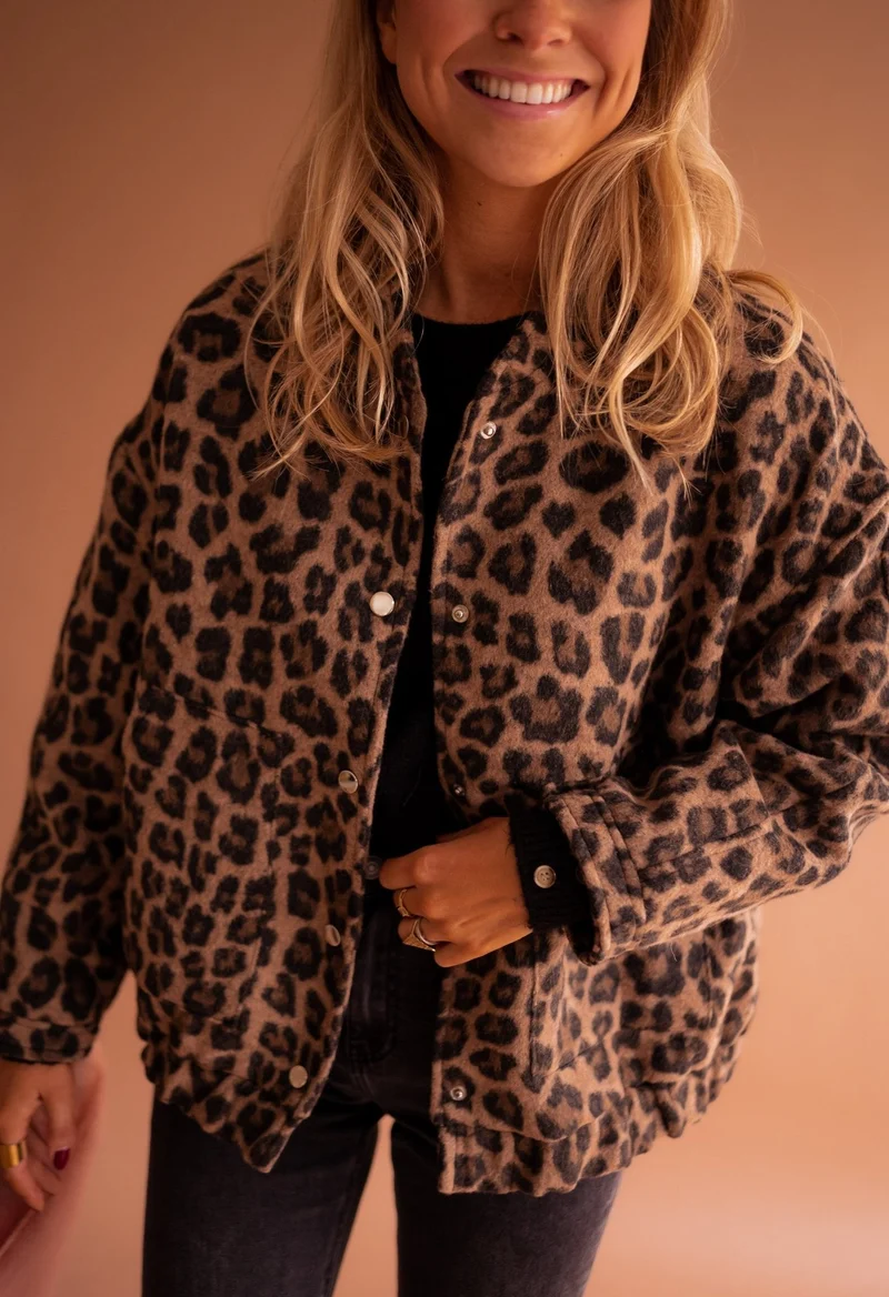 Dames Trendy Jasje met Luipaardprint en Luxe Voering