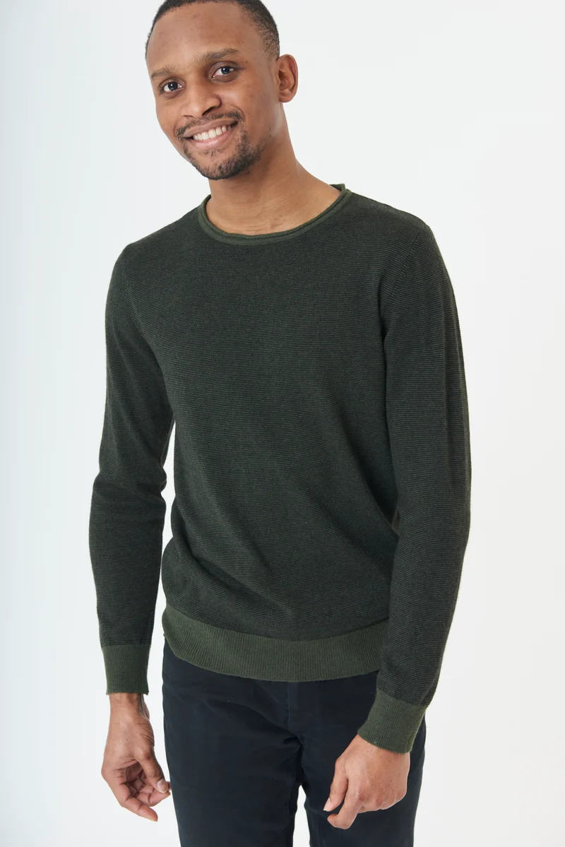 UVR Berlin pullover Ryanino green