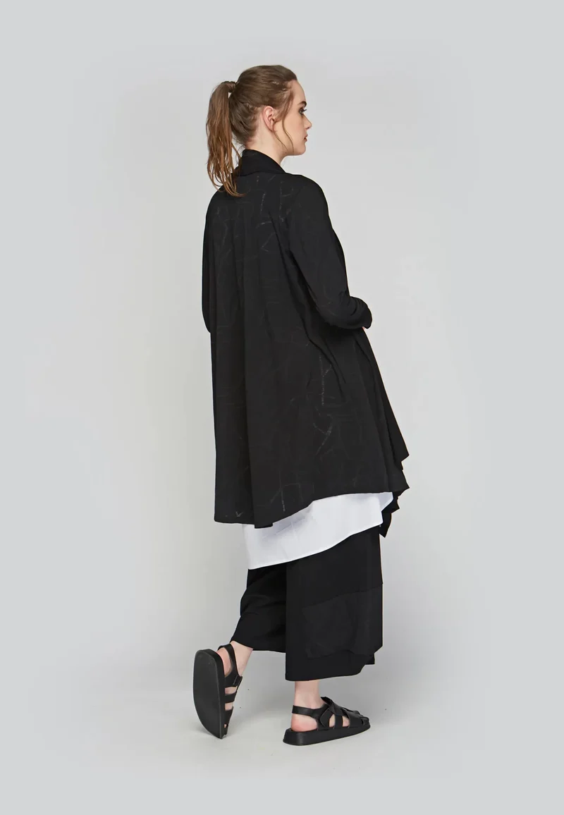 Luuka - Lang vest - Black