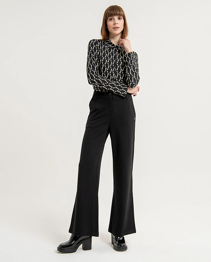 Surkana wide pants with back darts and back elastic band black