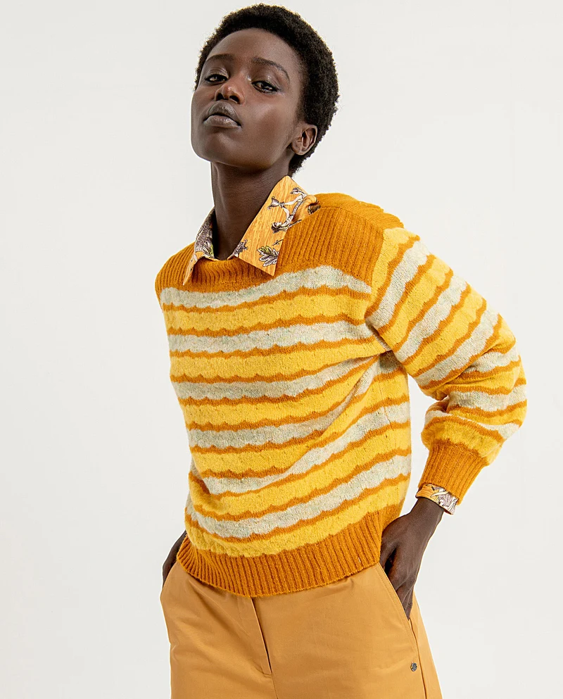 Surkana short striped boat neck yellow