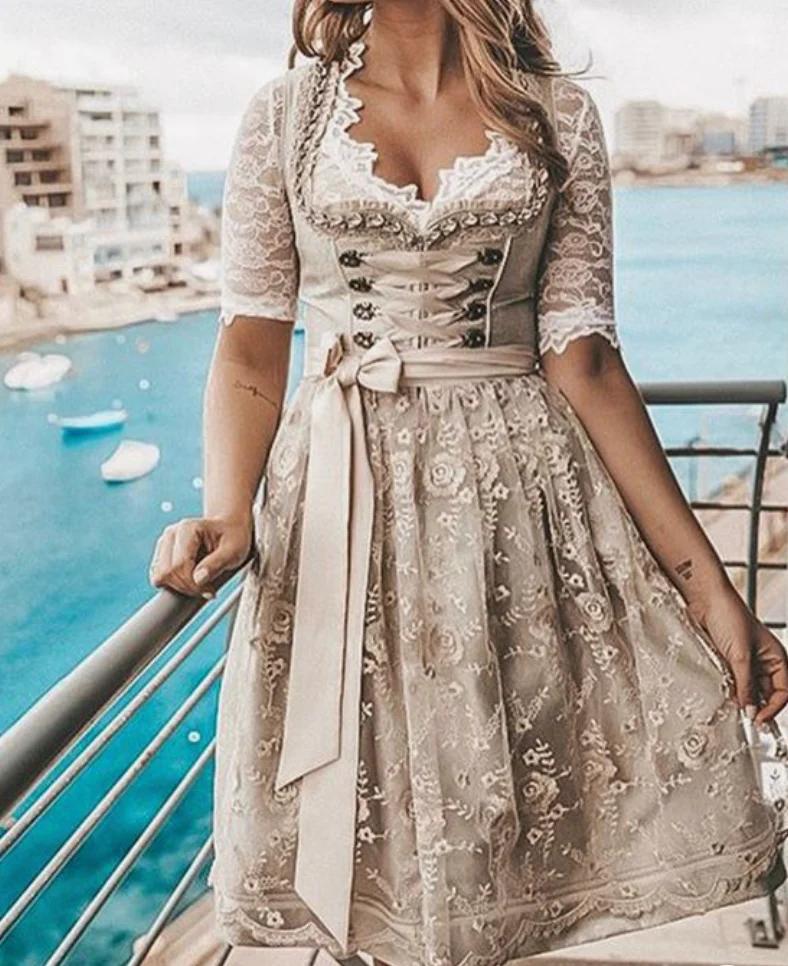 Traditionele Dirndl jurk met corsage voor Oktoberfest | Heidi-Mode