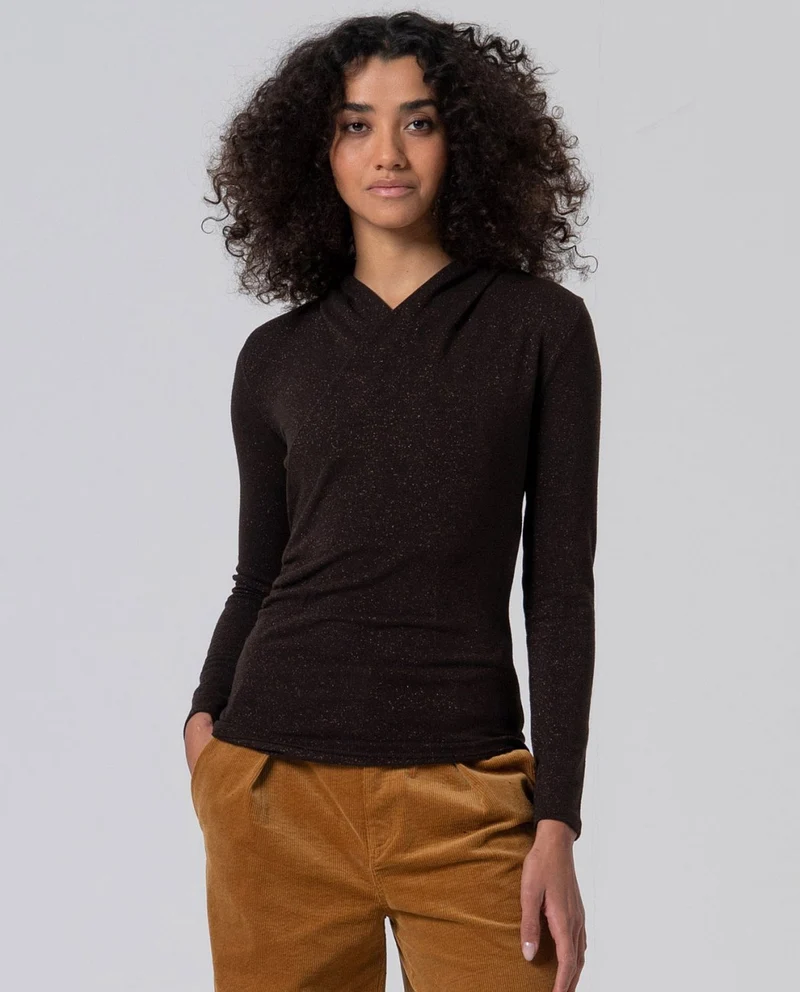Surkana crossover-neck T-shirt chocolate