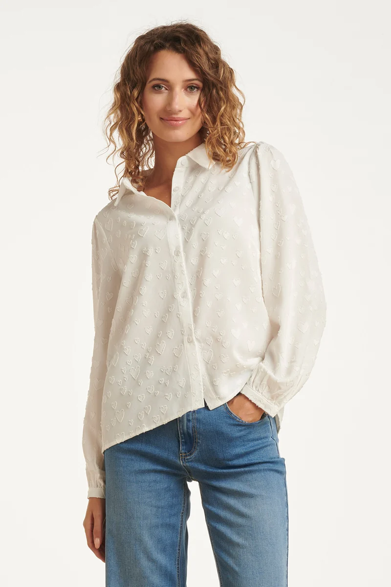 25623 Damesblouse Met Hartjesmotief Lange Pofmouwen | White