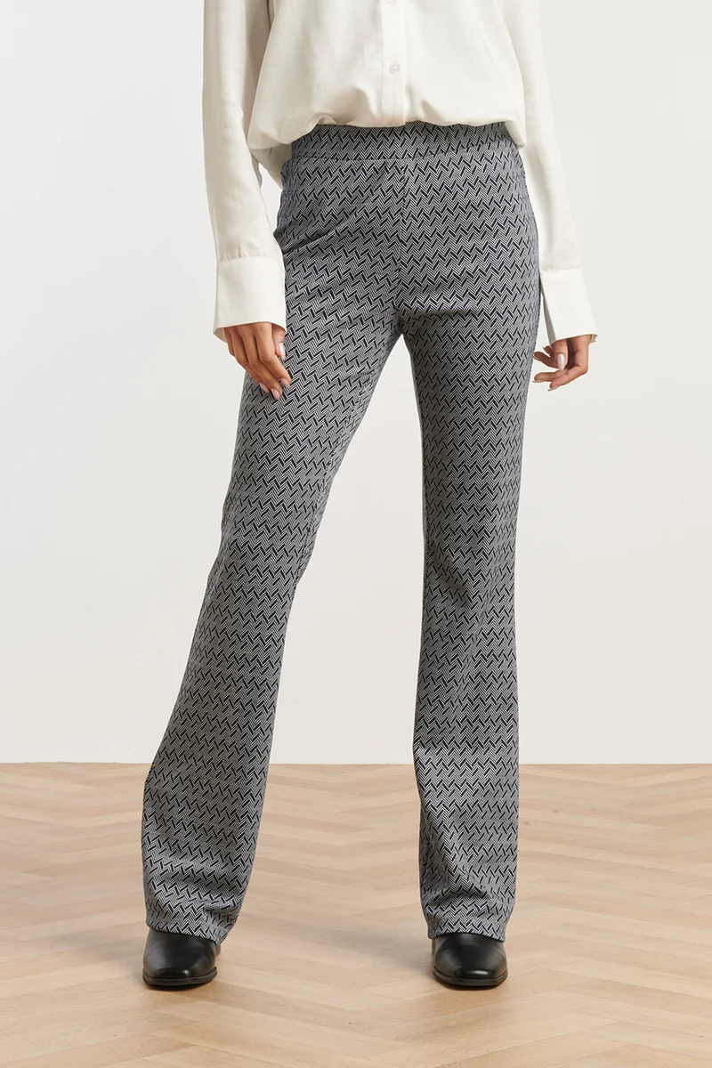 25640 Navy En Witte Geometrische Broek | Black White