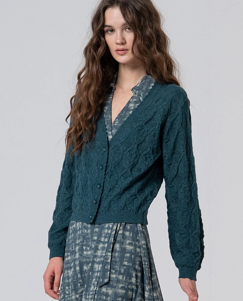 Surkana V-neck cardigan with fantasy knit blue