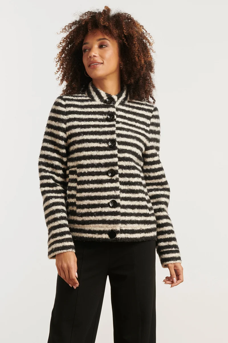 25544 Korte Bouclé Jas Met Zwart En Off-White Strepen | Black - Off White