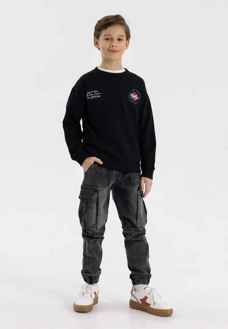 Boys' crew neck sweatshirt in black