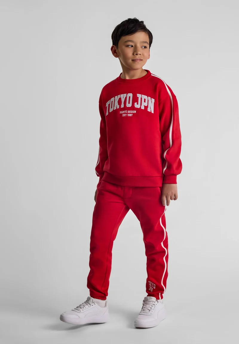 Boys' sweatshirt and joggers set in red and cream