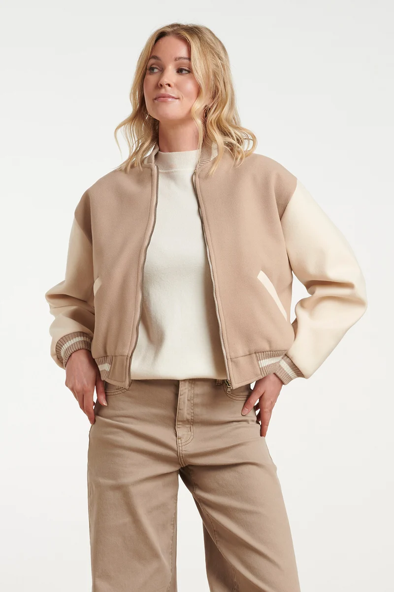 Bomberjack In Beige En Crème | Dark Sand - Off White
