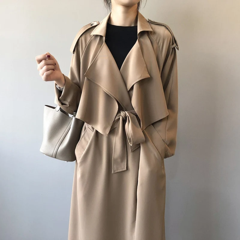 Lona | Lange Trenchcoat met Reverskraag